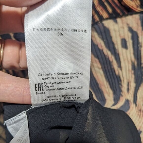 NWT Ganni | Pleated Georgette Blouse In Tiger's Eye - Picture 8 of 16